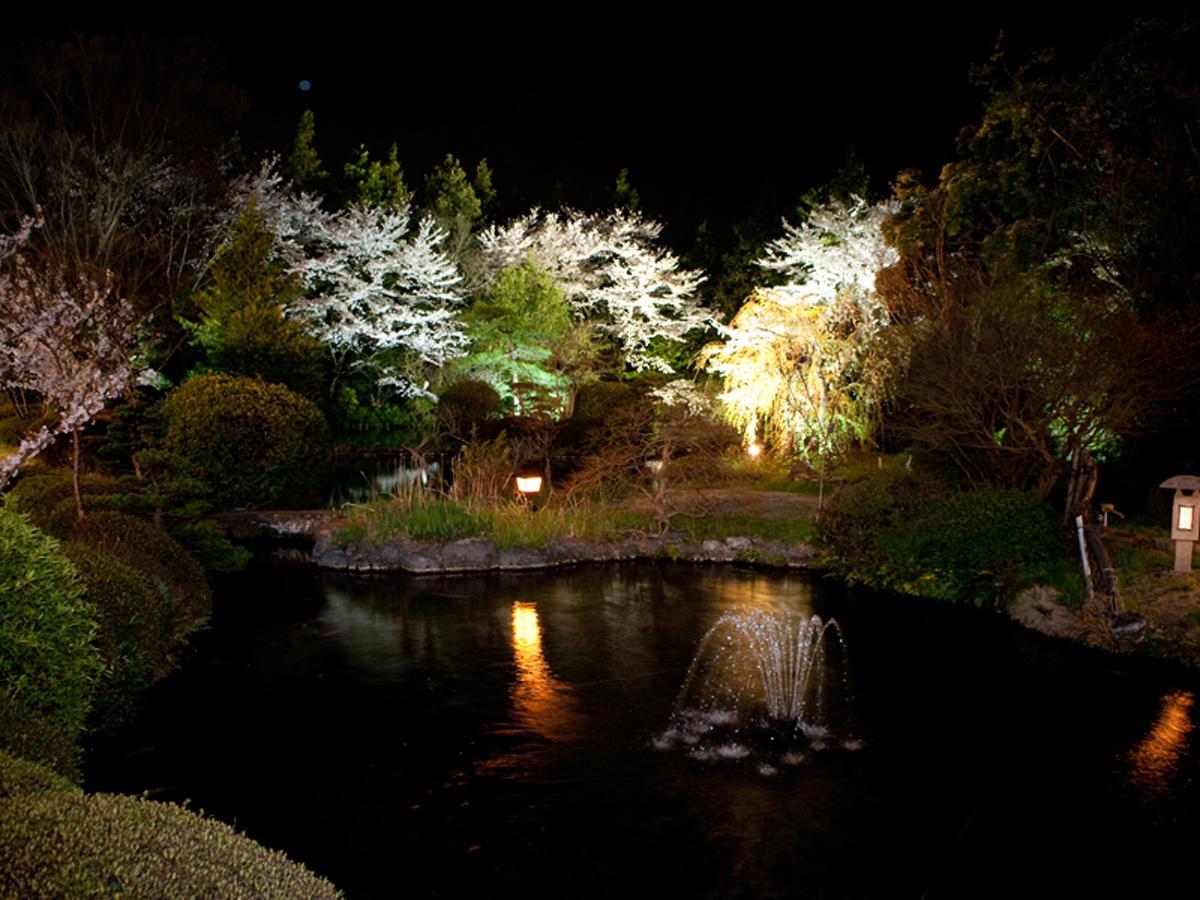 Hotel Garden Palace Kumagaya Buitenkant foto