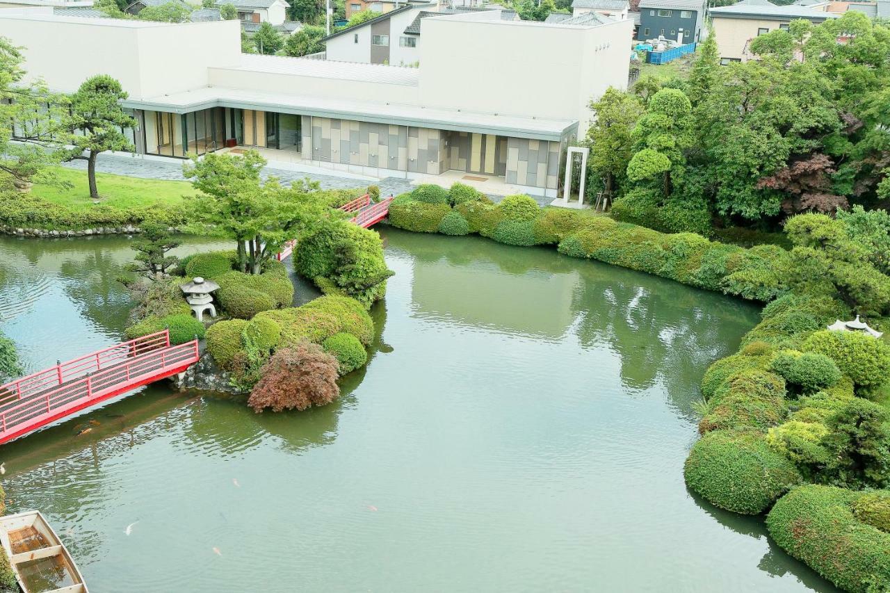 Hotel Garden Palace Kumagaya Buitenkant foto