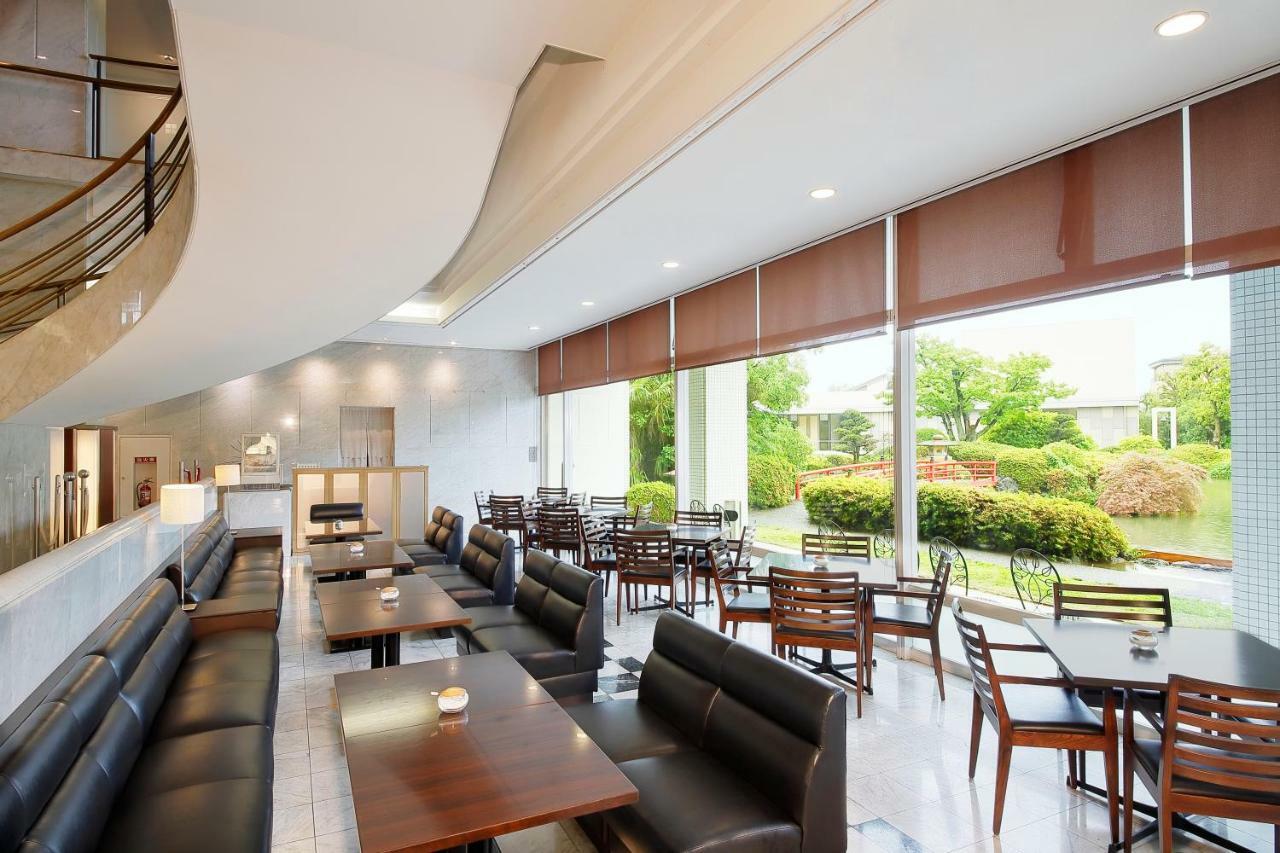 Hotel Garden Palace Kumagaya Buitenkant foto
